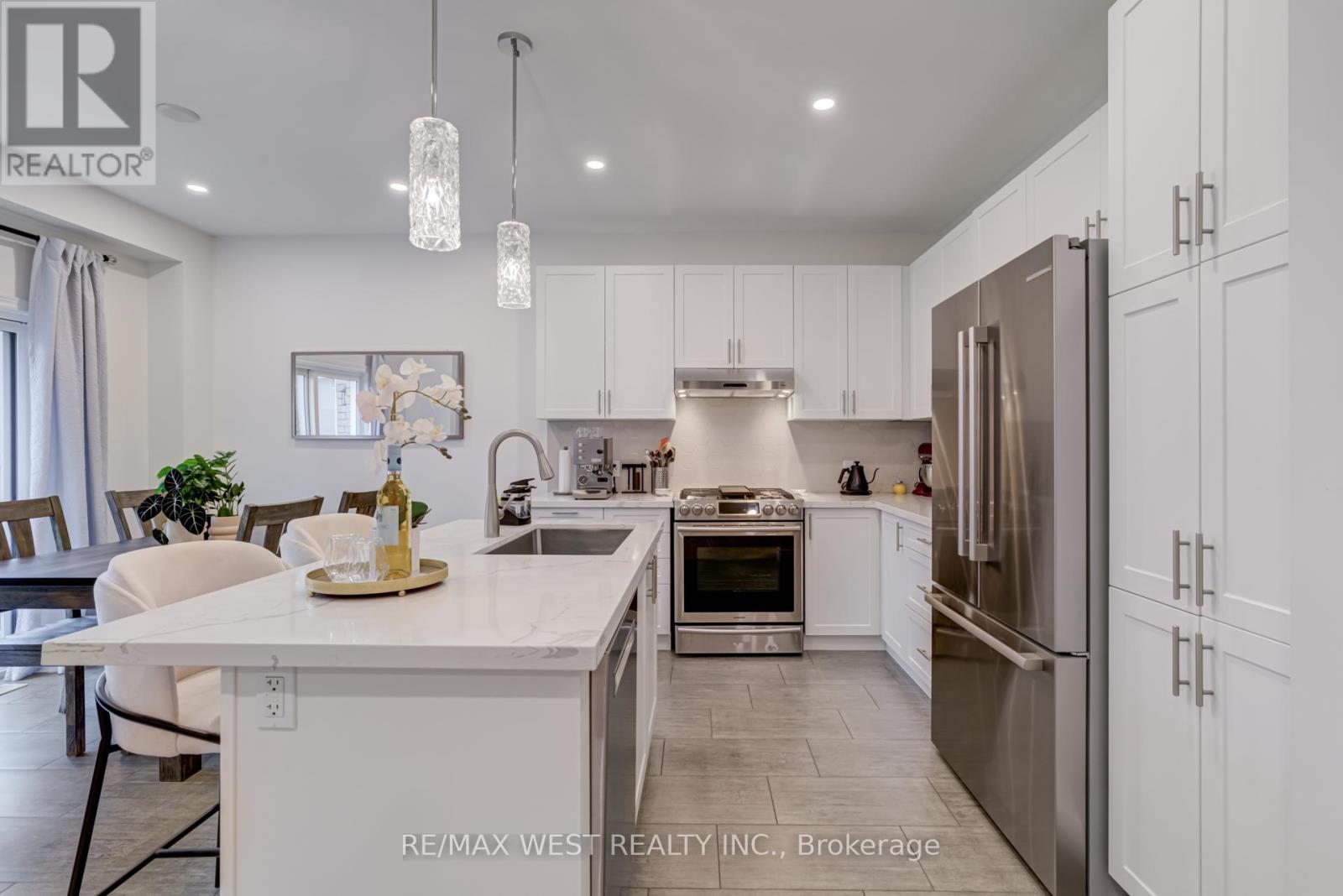 270 Dalgleish Trail, Hamilton, Ontario  L0R 1P0 - Photo 13 - X12263827