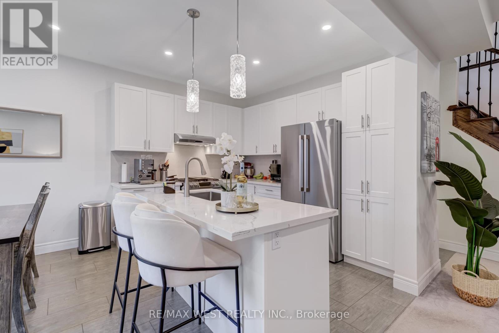 270 Dalgleish Trail, Hamilton, Ontario  L0R 1P0 - Photo 14 - X12263827