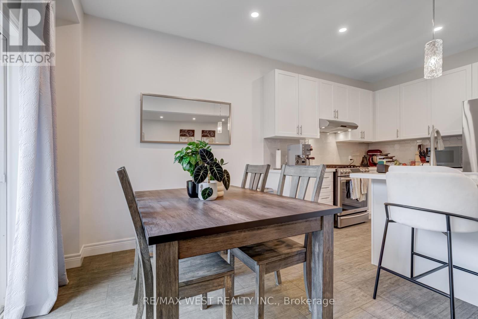 270 Dalgleish Trail, Hamilton, Ontario  L0R 1P0 - Photo 19 - X12263827