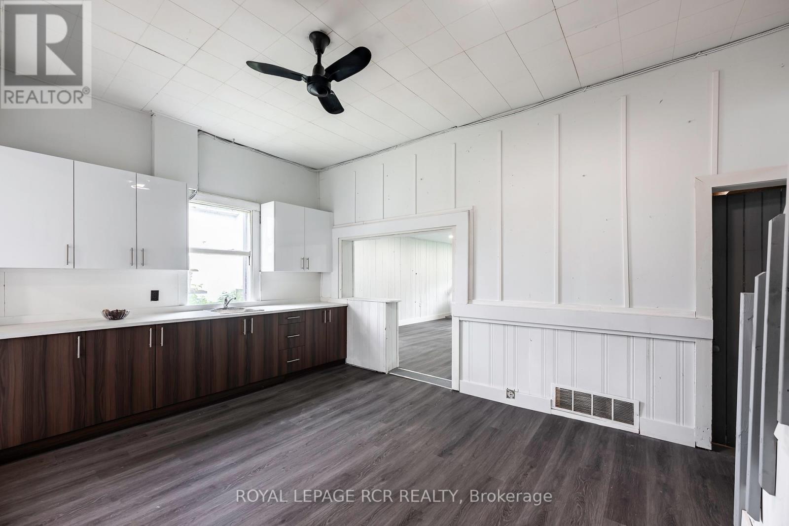 1,2,3 - 062406 County Rd 3, East Garafraxa, Ontario  L9W 7H9 - Photo 8 - X12263868