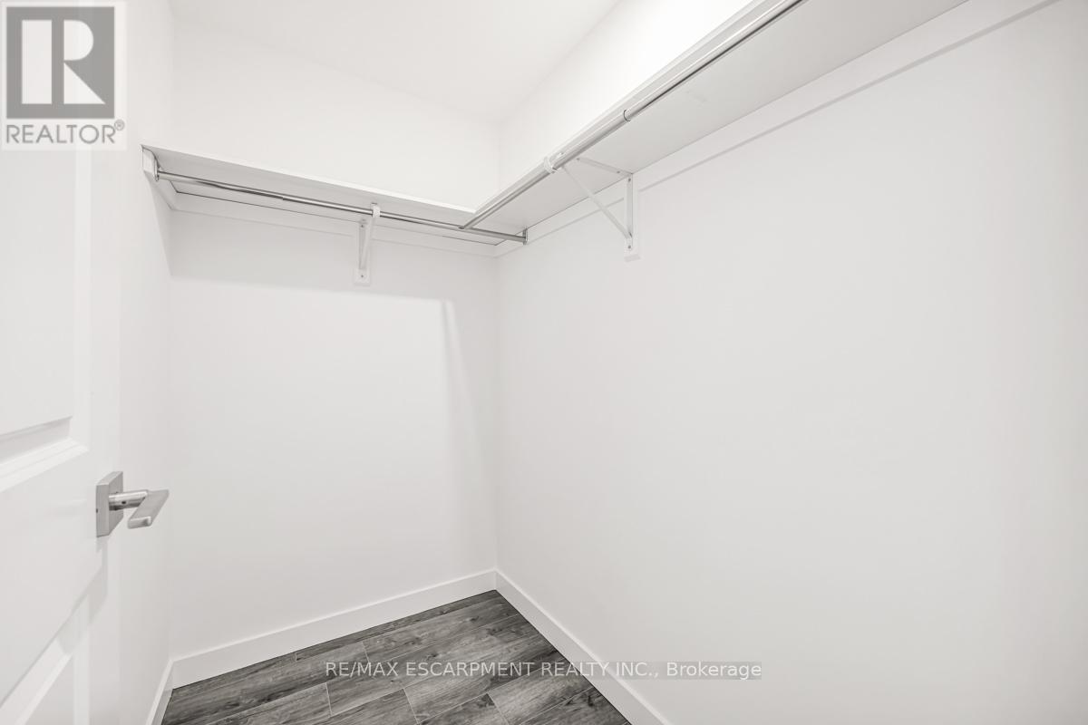 301 - 7549a Kalar Road, Niagara Falls, Ontario  L2H 3W6 - Photo 17 - X12263890
