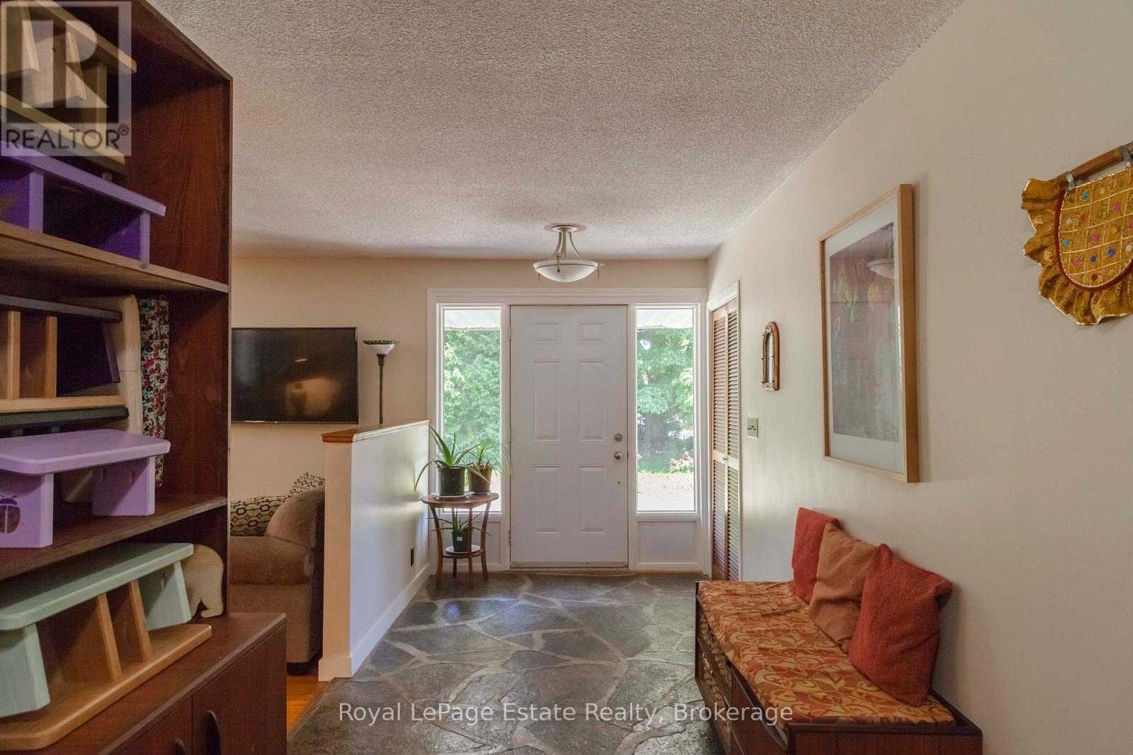 478 Bruce Rd 9, South Bruce Peninsula, Ontario  N0H 2T0 - Photo 10 - X12135541