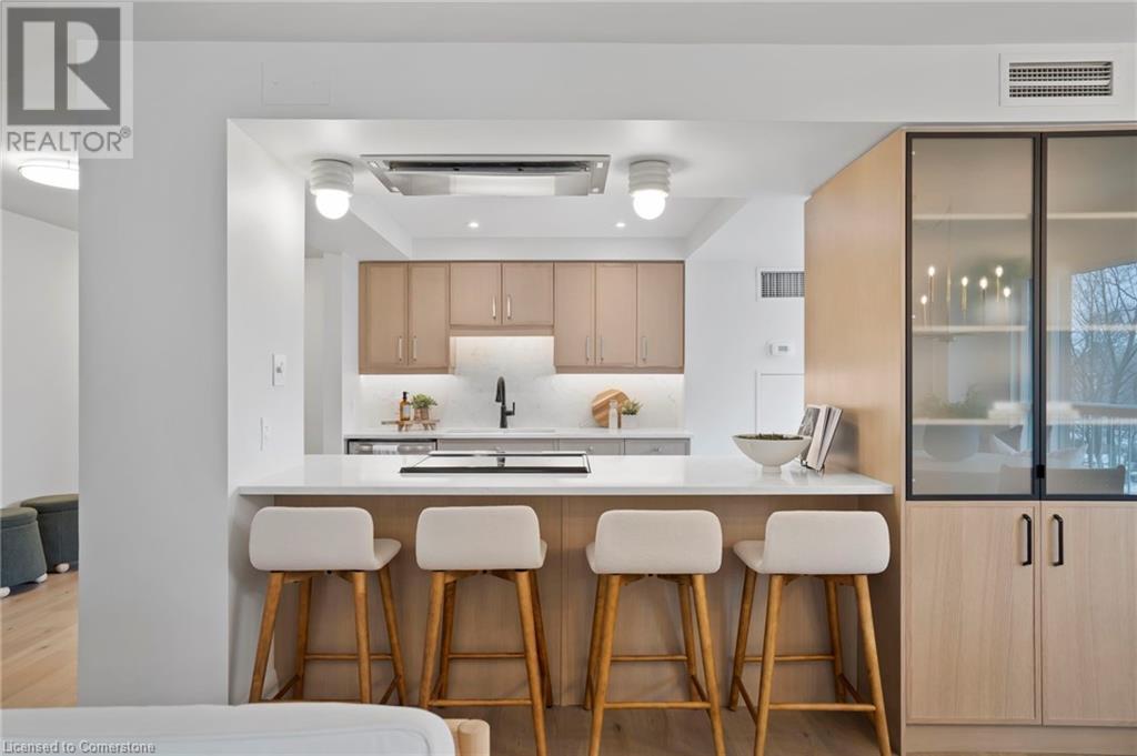 Property at 2190 LAKESHORE Road Unit# 403 image 5