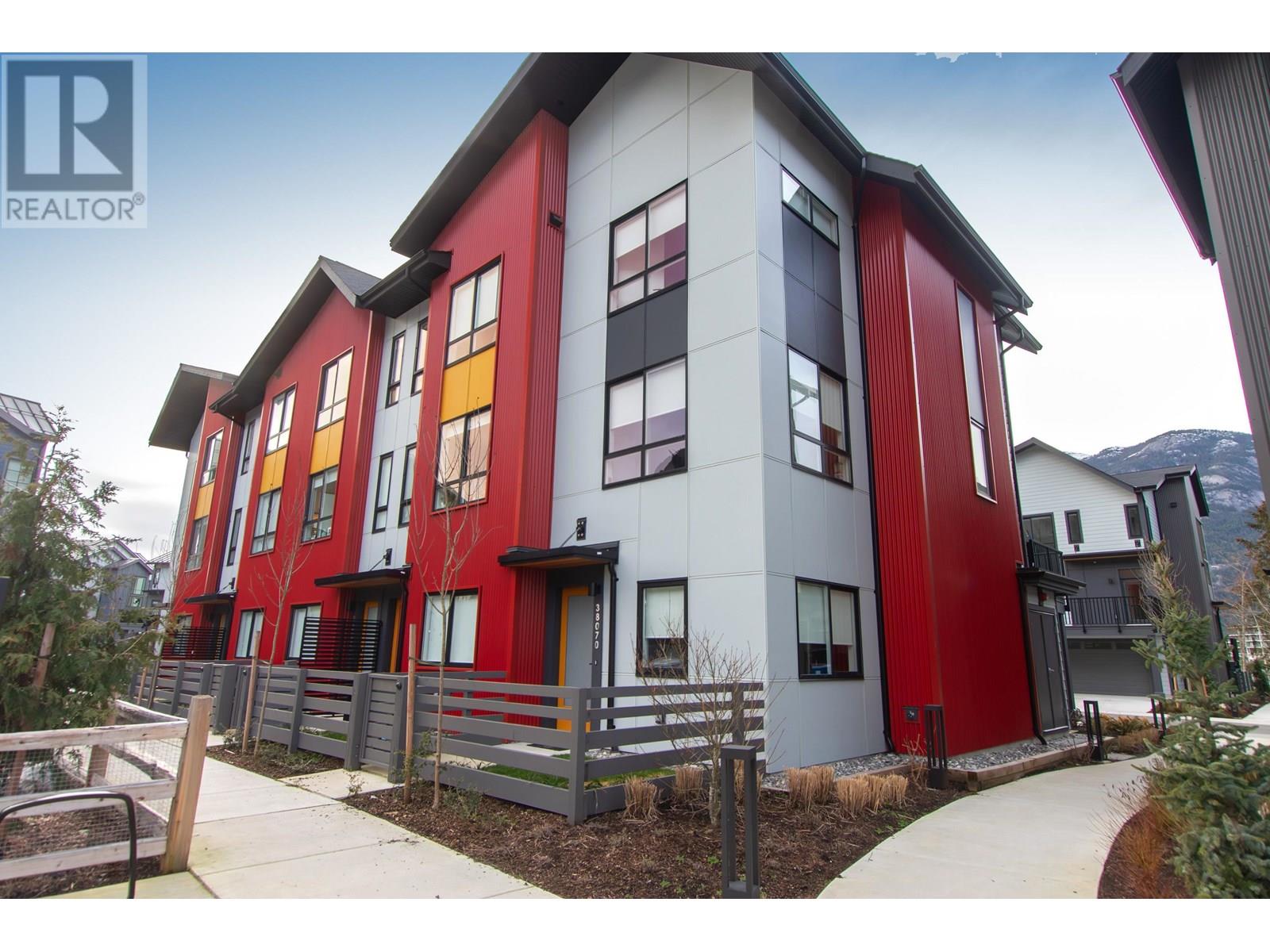 38070 Helm Way, Squamish, British Columbia  V8B 1E6 - Photo 20 - R3023129