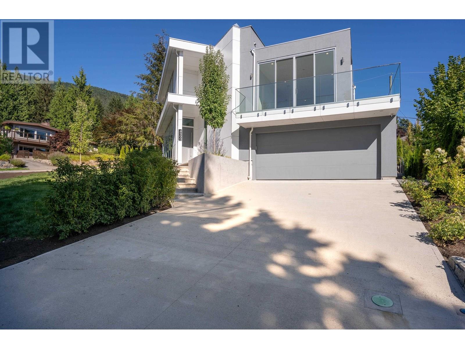Property at 4500 CANTERBURY CRESCENT image 1