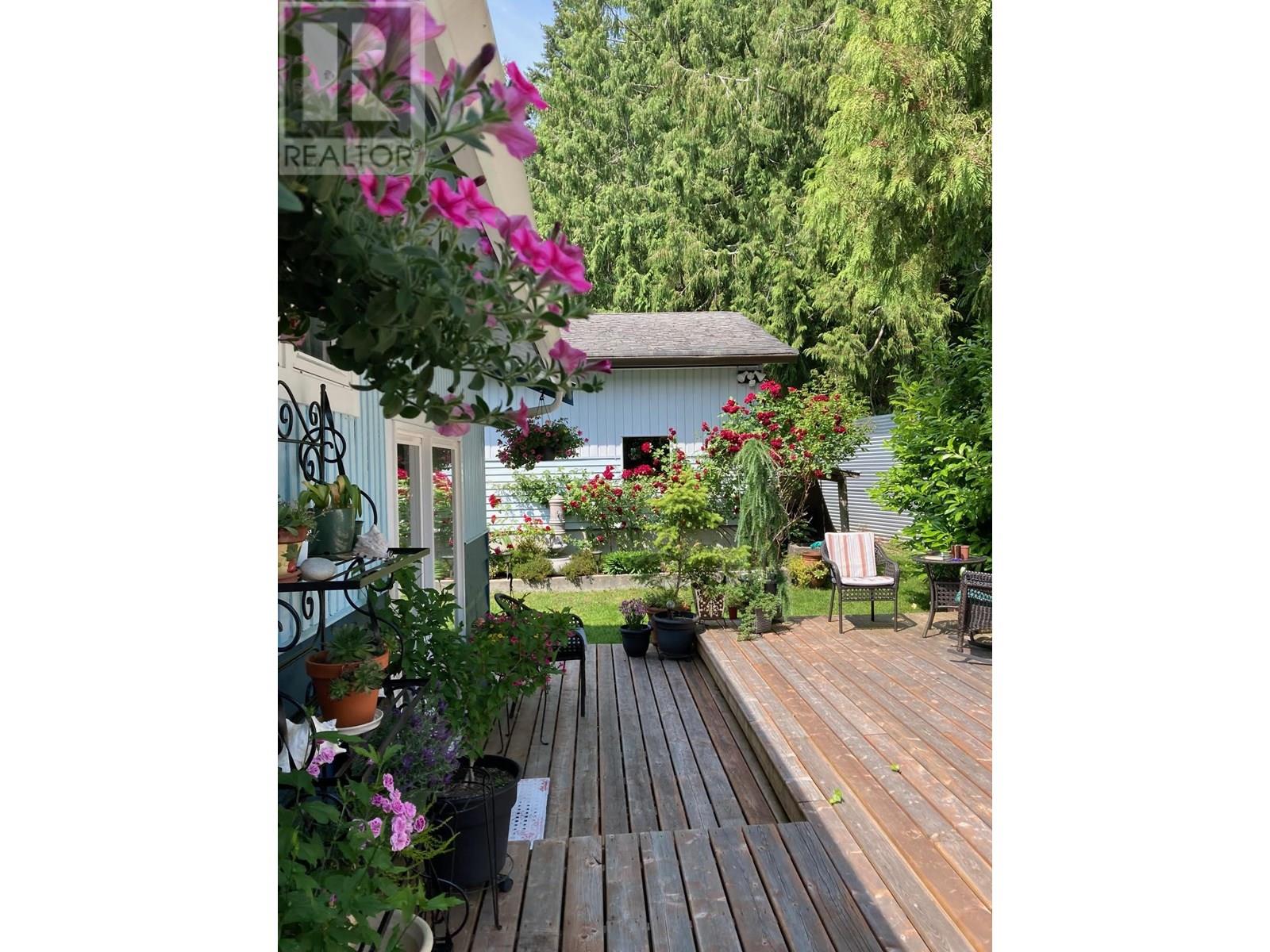 4569 Francis Peninsula Road, Madeira Park, British Columbia  V0N 2H1 - Photo 27 - R3023161