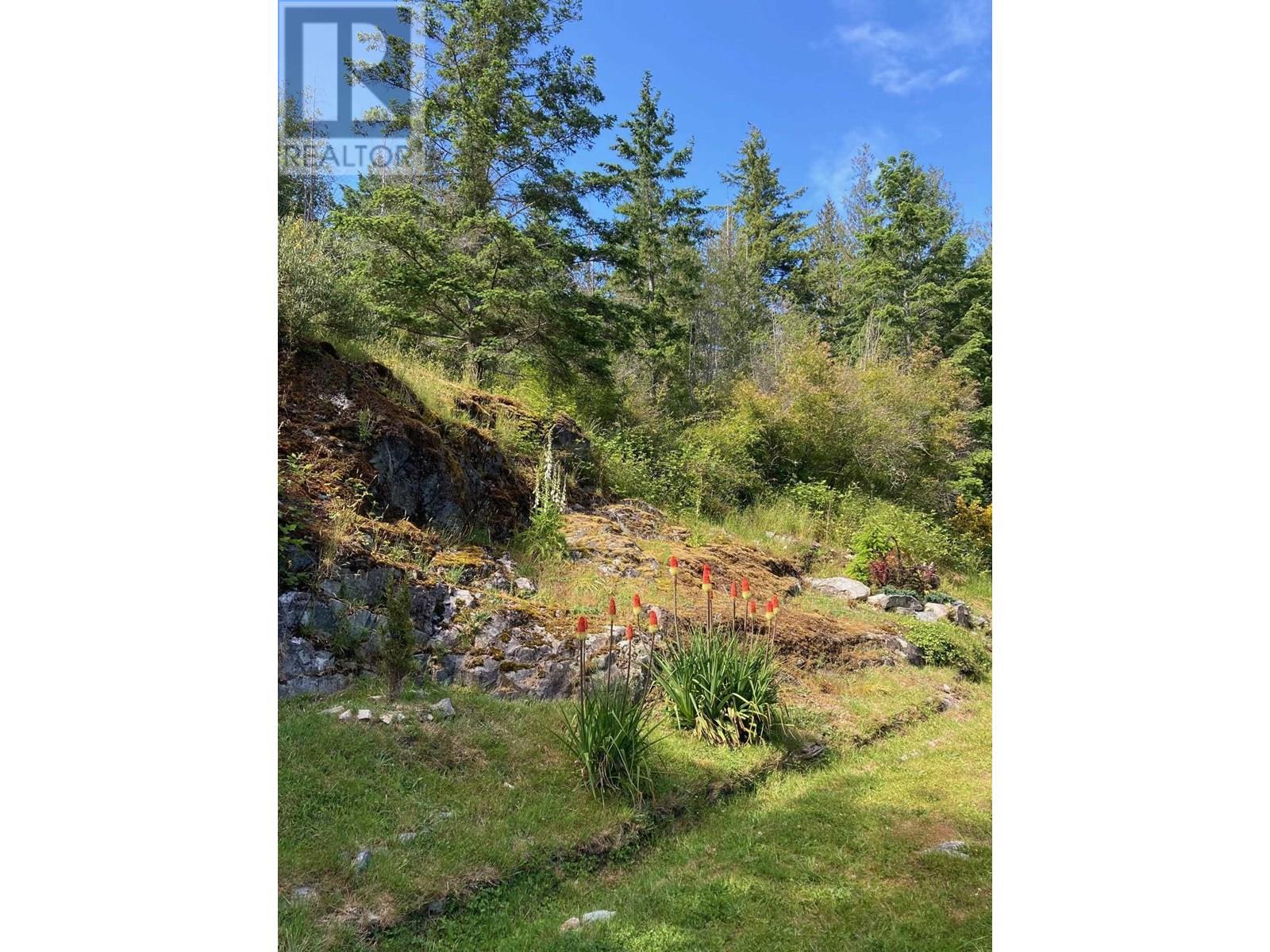 4569 Francis Peninsula Road, Madeira Park, British Columbia  V0N 2H1 - Photo 3 - R3023161