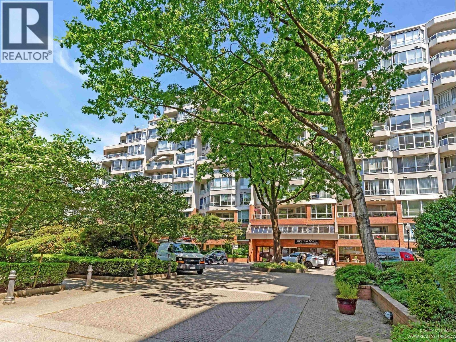 910 518 MOBERLY ROAD, vancouver, British Columbia V5Z4G3