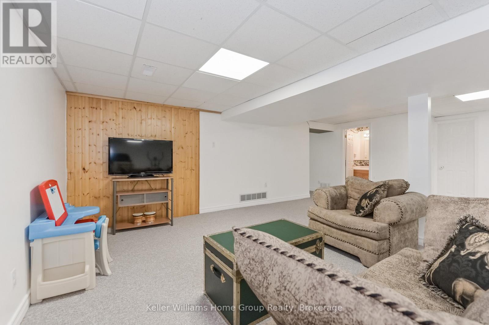 840 St George Street E, Centre Wellington, Ontario  N1M 2Y1 - Photo 31 - X12264048