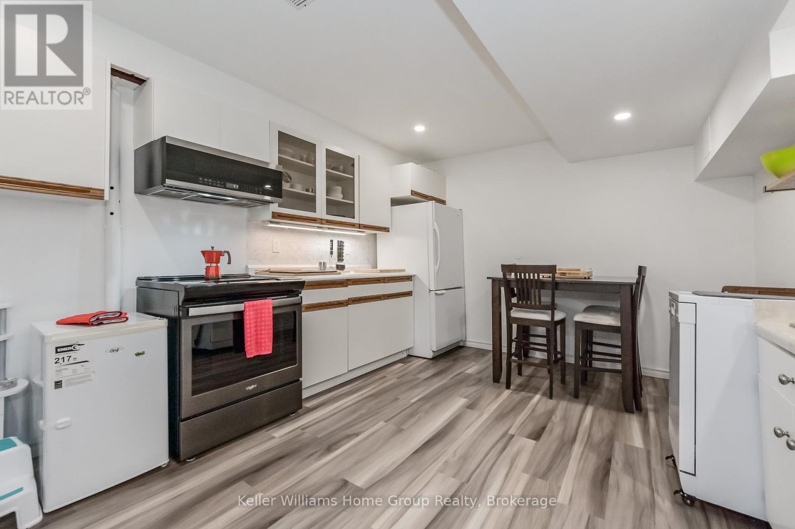 840 St George Street E, Centre Wellington, Ontario  N1M 2Y1 - Photo 40 - X12264048