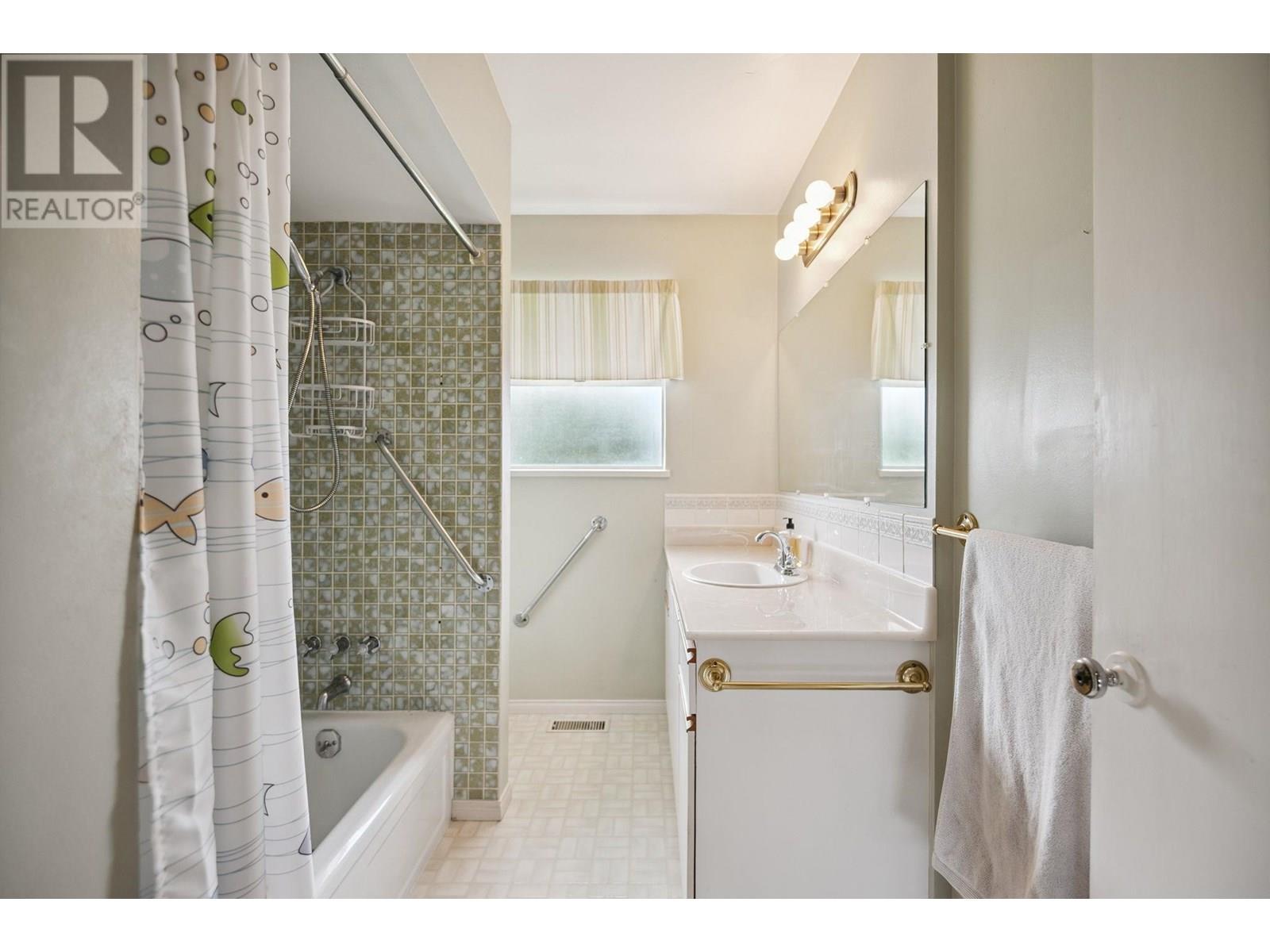 10699 Dennis Crescent, Richmond, British Columbia  V7A 3S2 - Photo 18 - R3022938