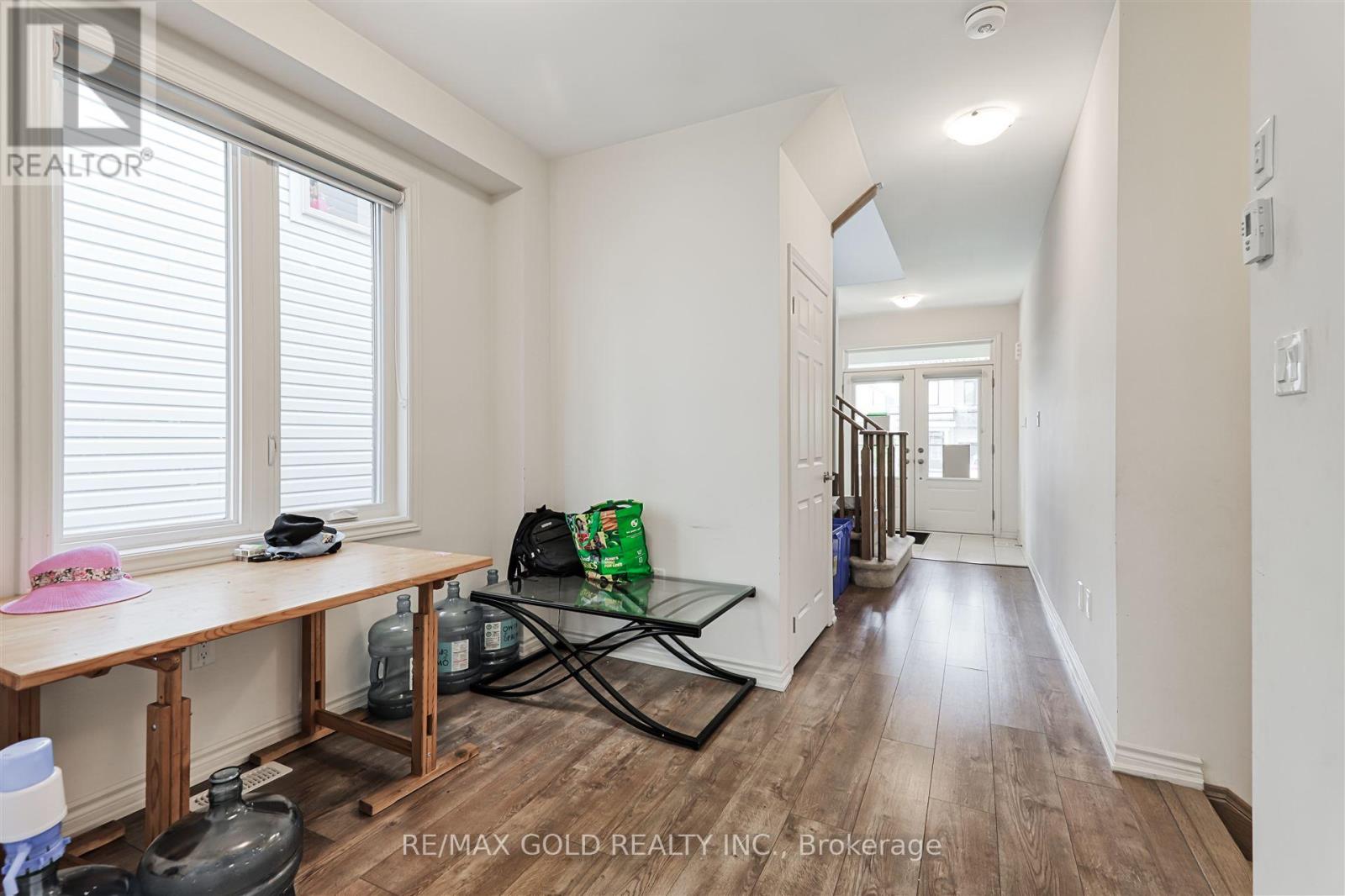 76 Prest Way, Centre Wellington (Fergus), Ontario  N1M 0K1 - Photo 4 - X12182915