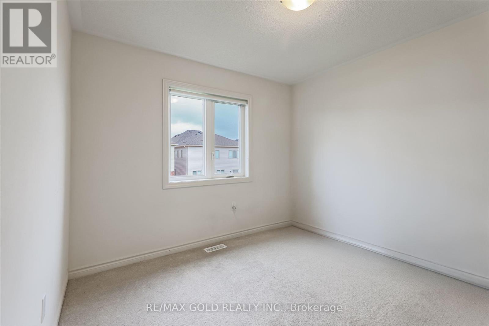76 Prest Way, Centre Wellington (Fergus), Ontario  N1M 0K1 - Photo 9 - X12182915