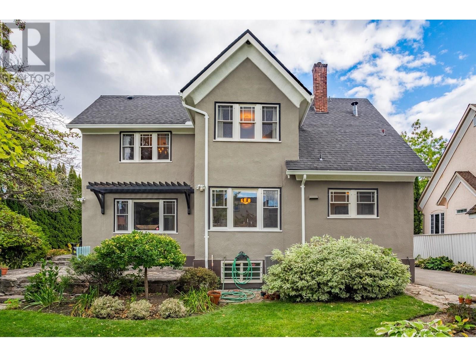 Property at 1812 Marshall Street image 1