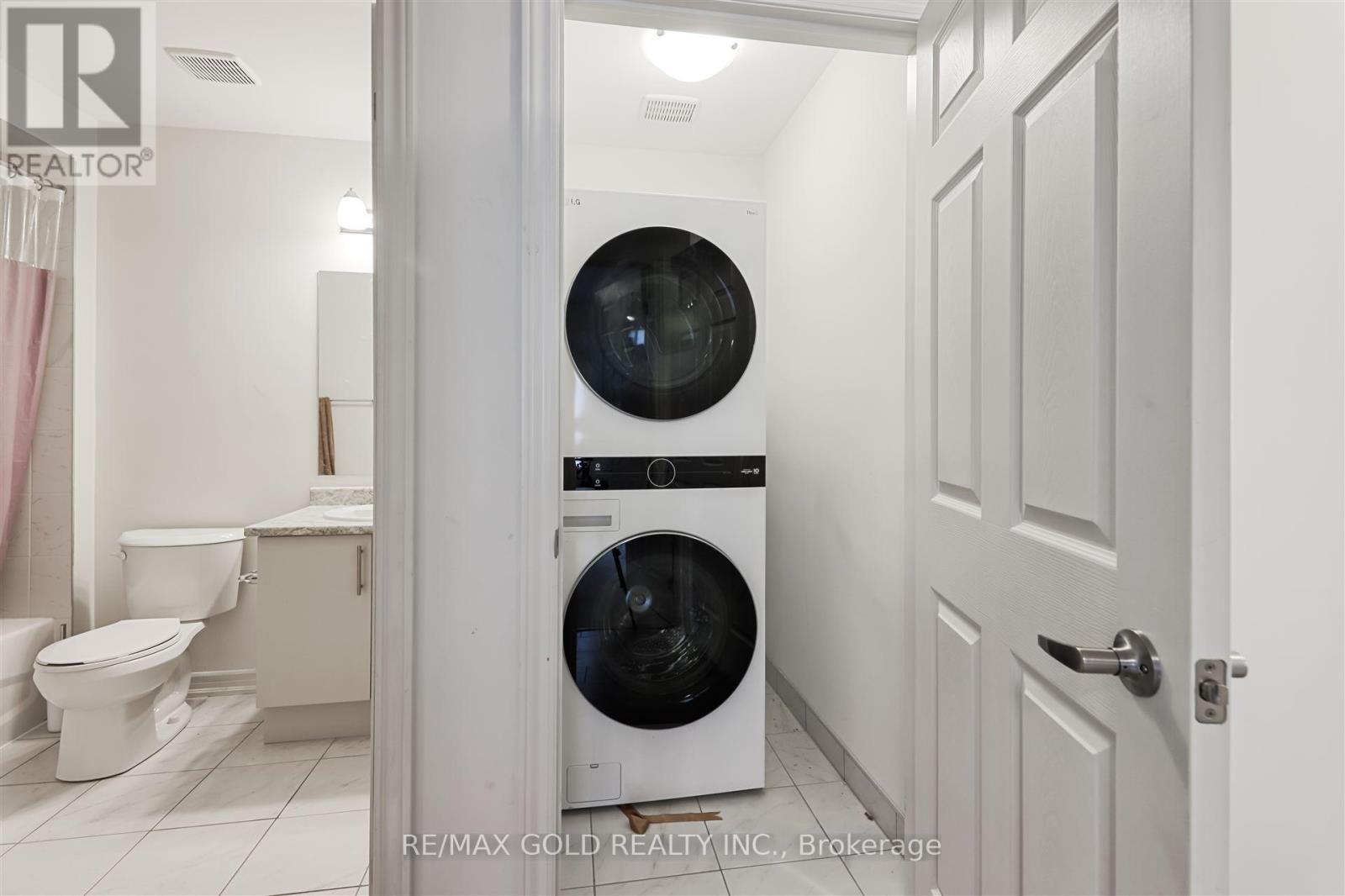 76 Prest Way, Centre Wellington (Fergus), Ontario  N1M 0K1 - Photo 11 - X12182915