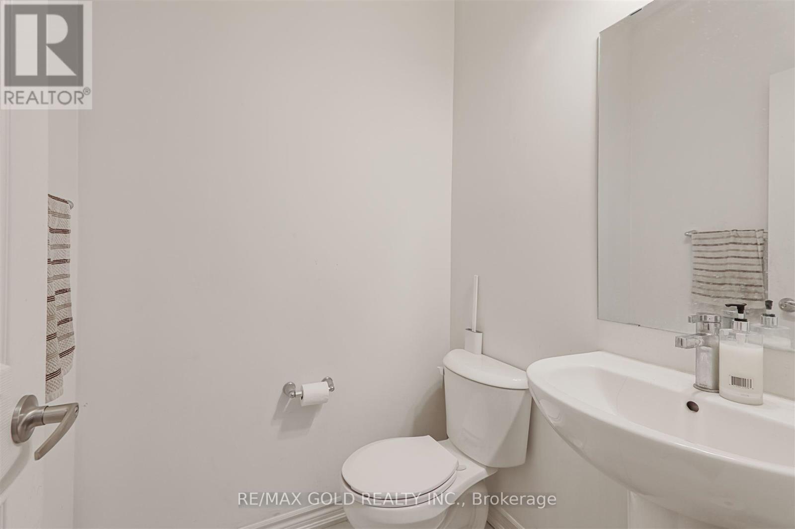 76 Prest Way, Centre Wellington (Fergus), Ontario  N1M 0K1 - Photo 16 - X12182915