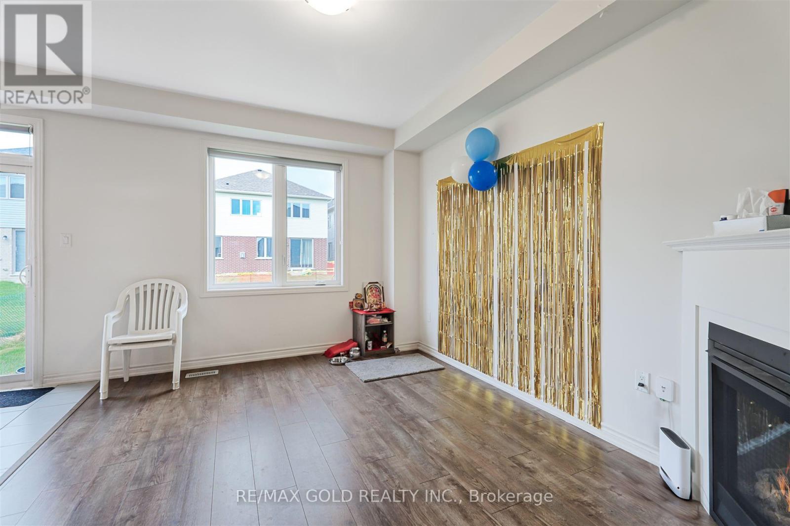 76 Prest Way, Centre Wellington (Fergus), Ontario  N1M 0K1 - Photo 13 - X12182915