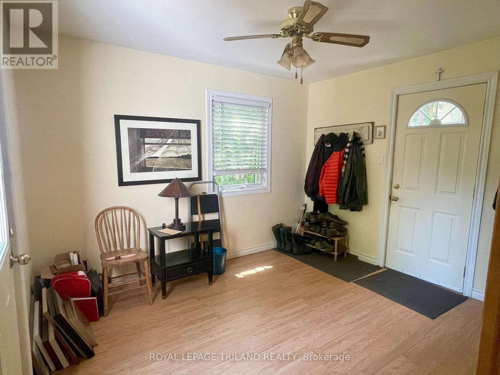 6069 Grandview Road, Dutton/dunwich, Ontario  N0L 2M0 - Photo 8 - X12264074