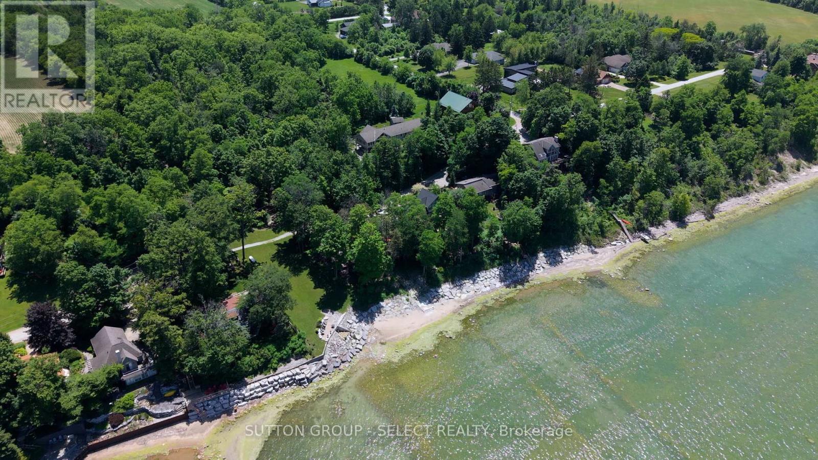 5284 Cliff Road, Lambton Shores (Forest), Ontario  N0N 1J7 - Photo 42 - X12264080