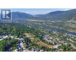 3000 9th Avenue, castlegar, British Columbia