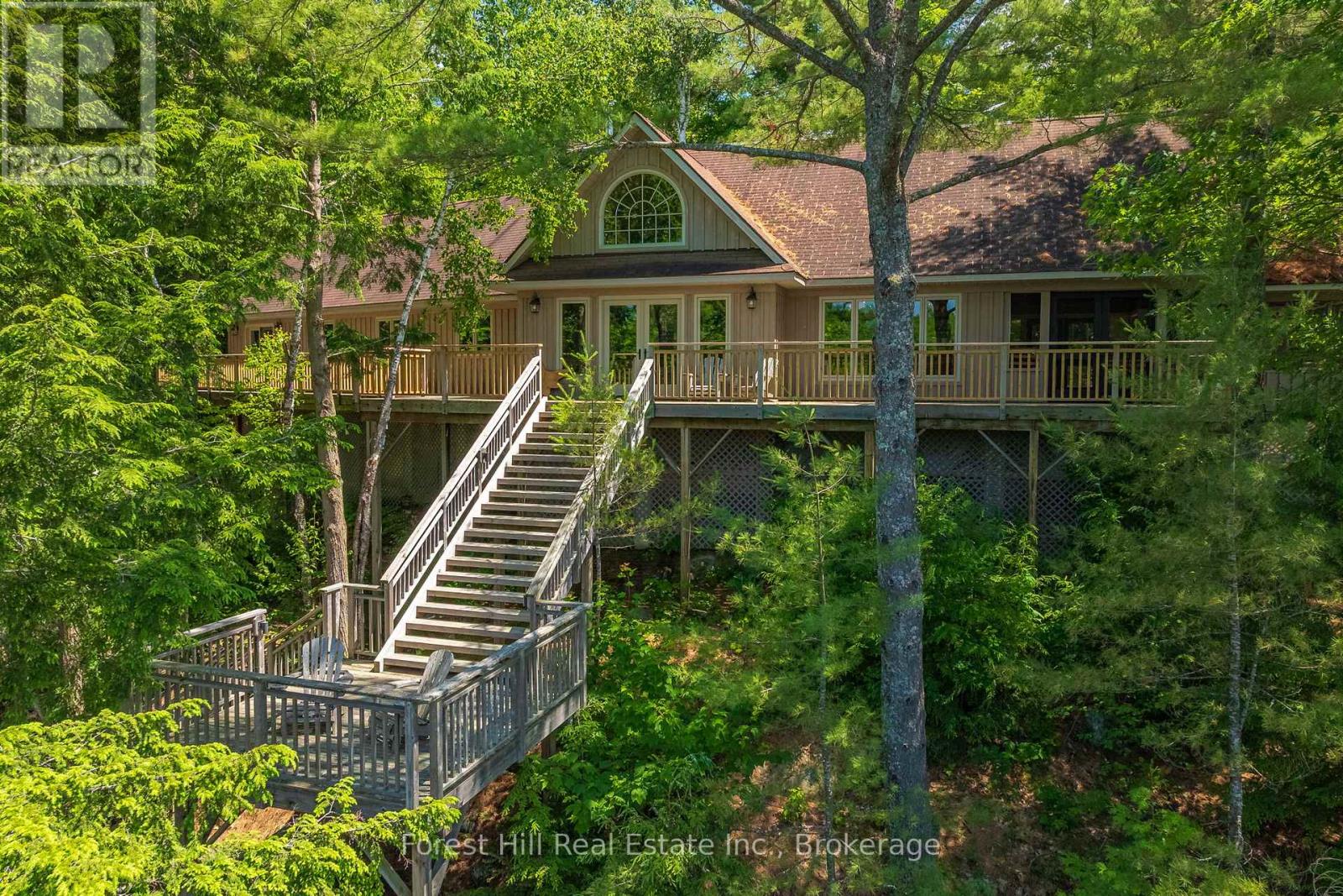 1 Sl 19 Roberts Island, Muskoka Lakes, Ontario  P0B 1M0 - Photo 2 - X12264154