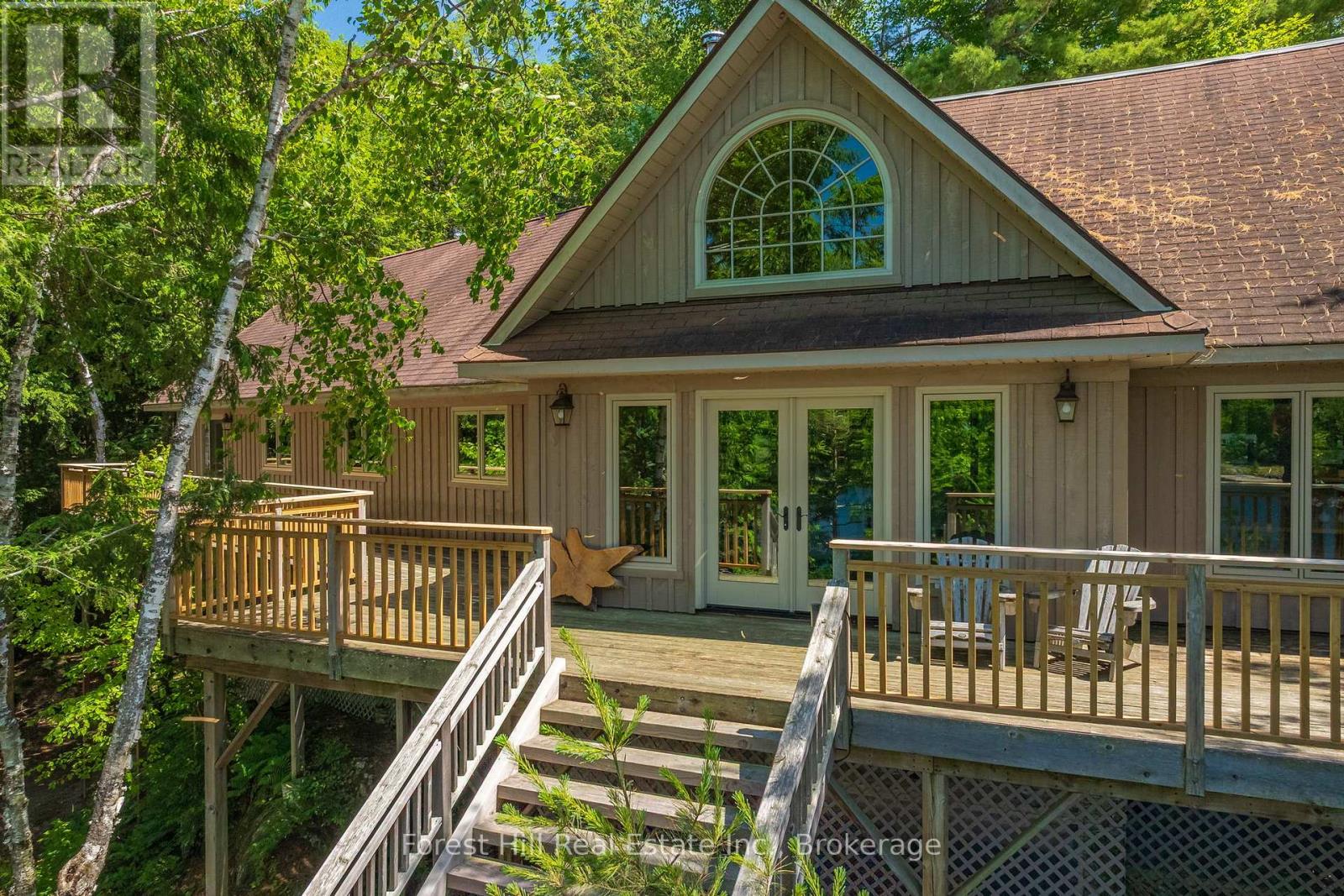 1 Sl 19 Roberts Island, Muskoka Lakes, Ontario  P0B 1M0 - Photo 24 - X12264154