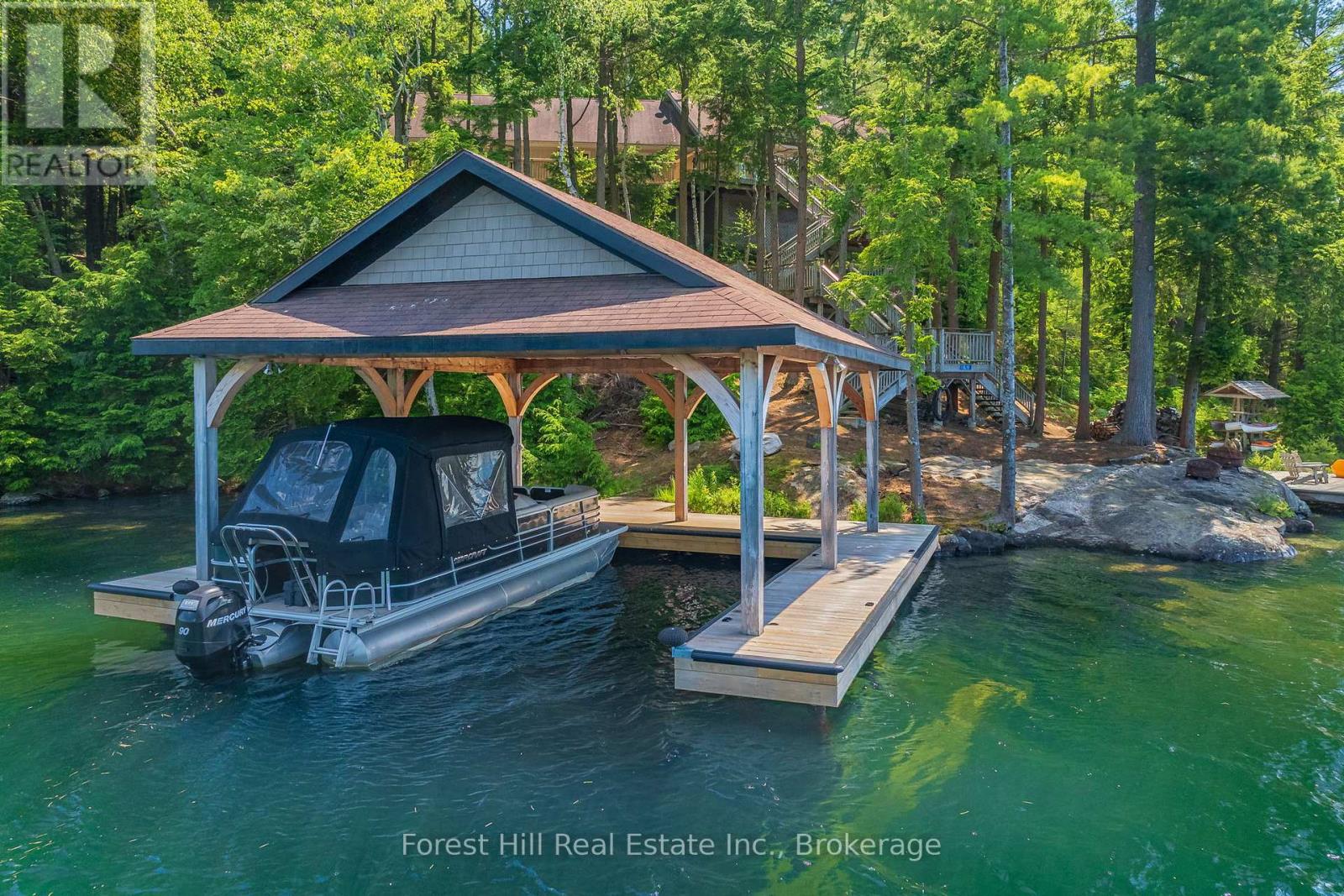 1 Sl 19 Roberts Island, Muskoka Lakes, Ontario  P0B 1M0 - Photo 3 - X12264154