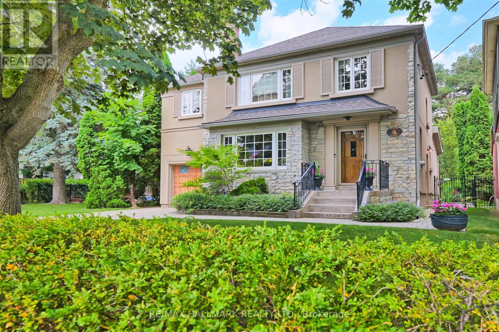 Property at 4 RYKERT CRESCENT image 3