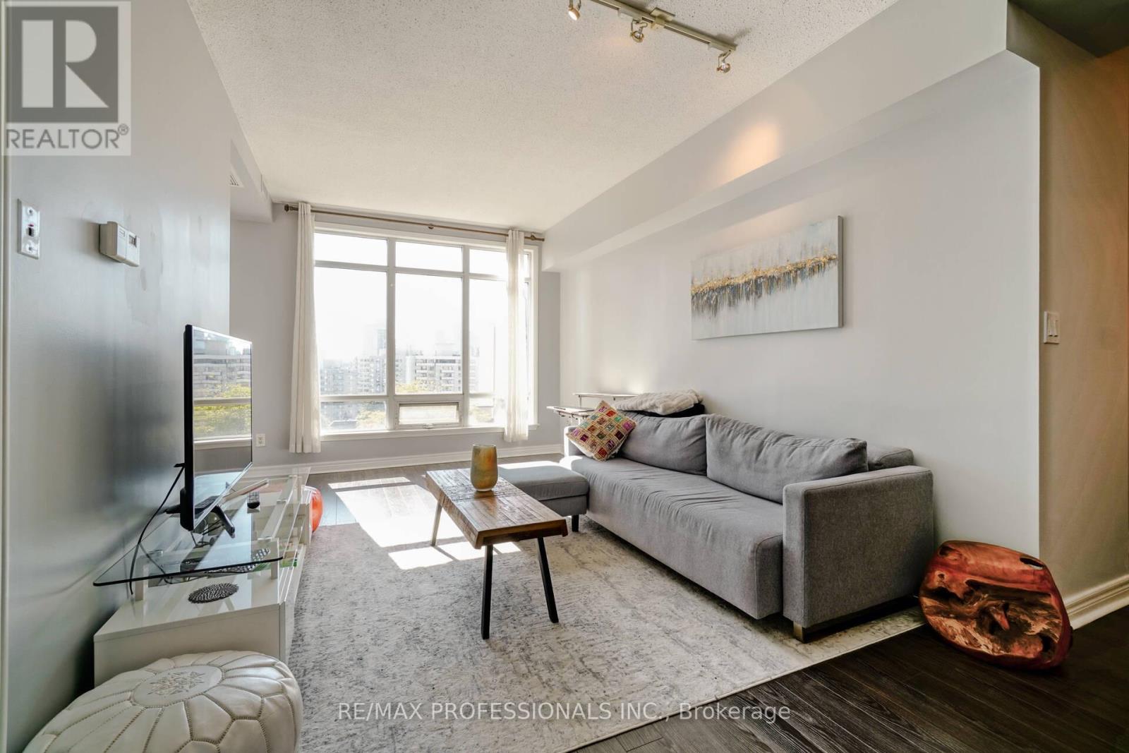 1107 - 100 Hayden Street, Toronto, Ontario  M4Y 3C7 - Photo 12 - C12264053