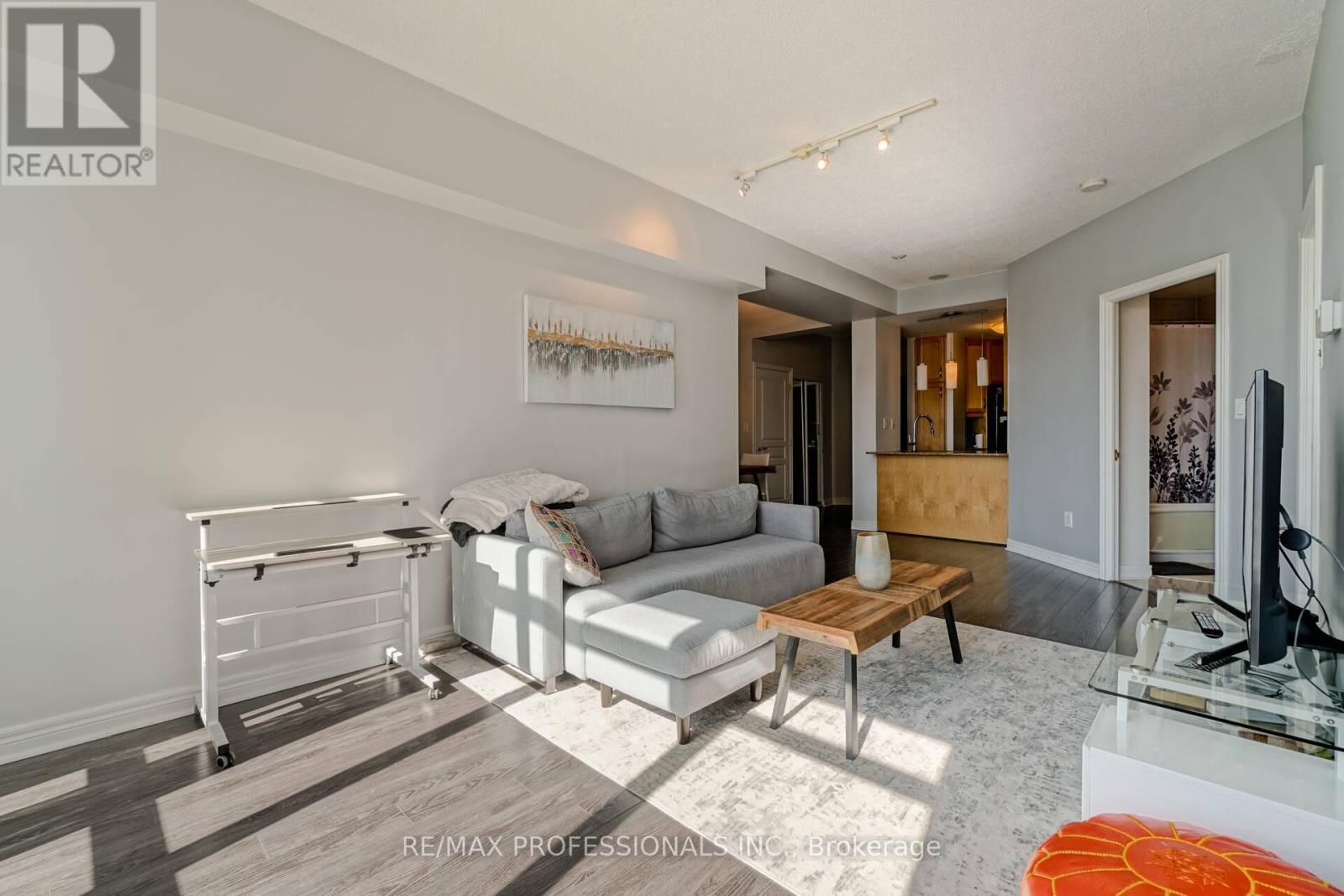 1107 - 100 Hayden Street, Toronto, Ontario  M4Y 3C7 - Photo 13 - C12264053