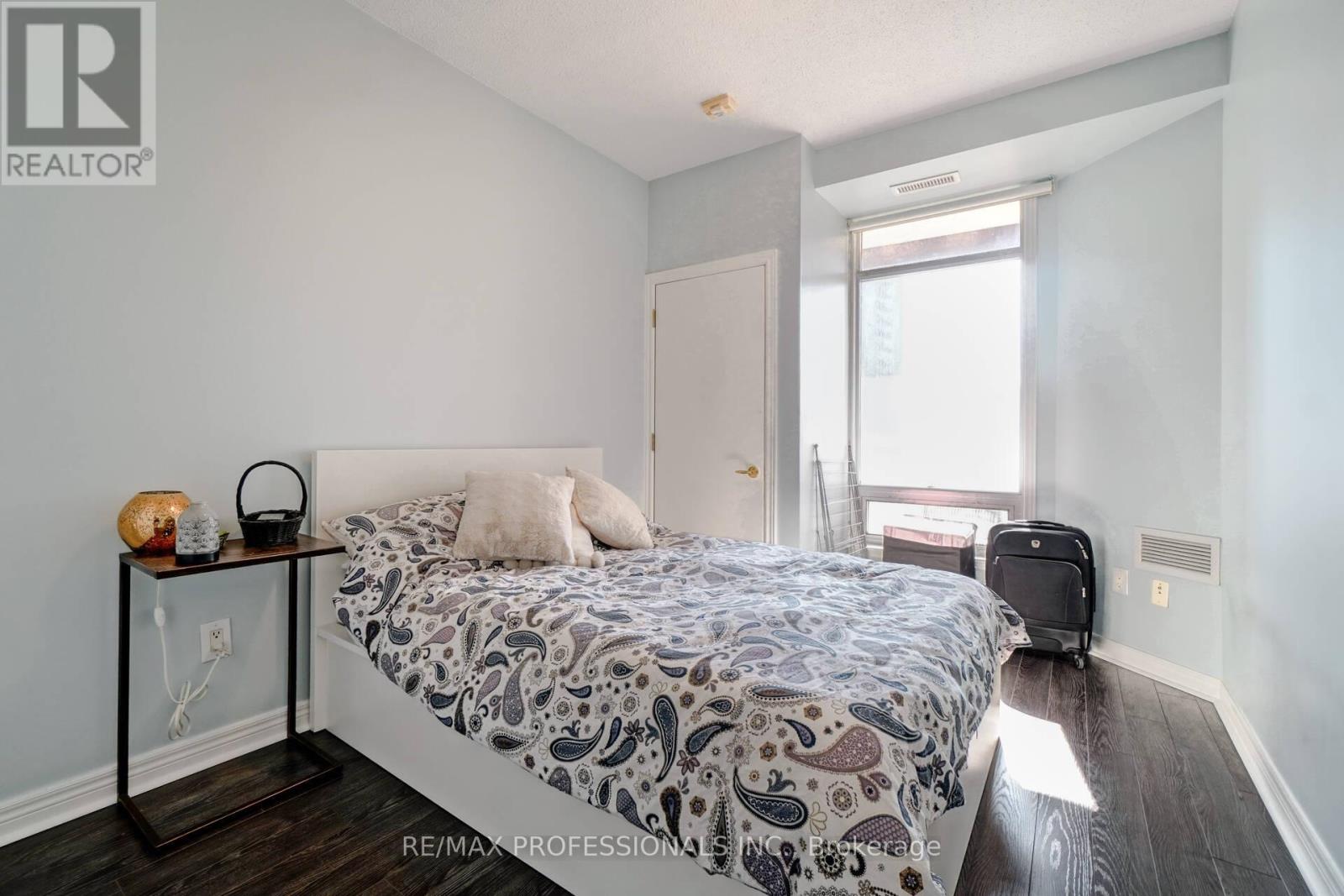 1107 - 100 Hayden Street, Toronto, Ontario  M4Y 3C7 - Photo 19 - C12264053
