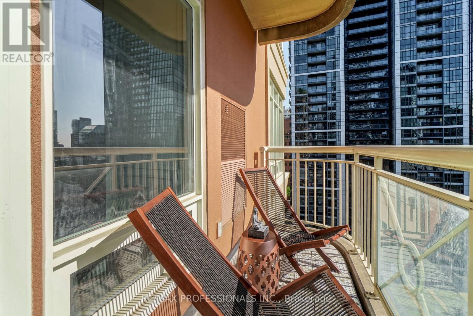 1107 - 100 Hayden Street, Toronto, Ontario  M4Y 3C7 - Photo 26 - C12264053