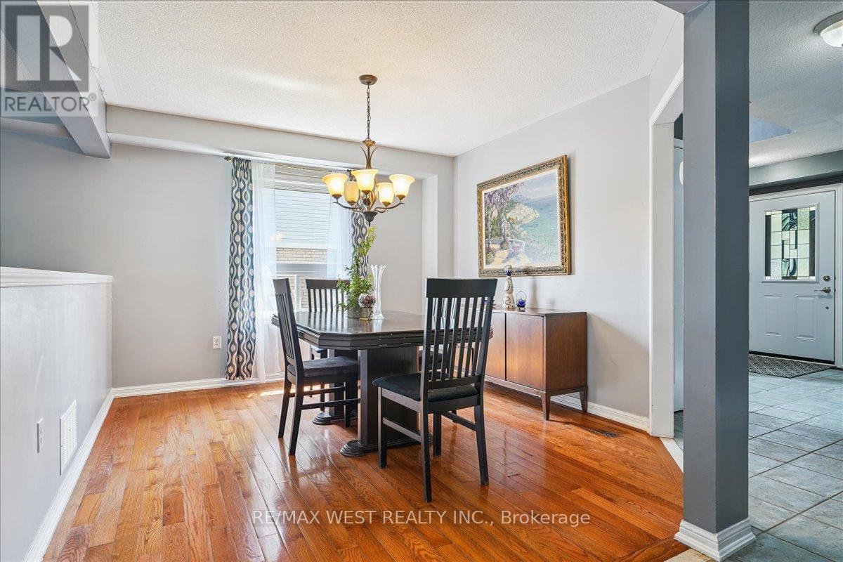 Property at 285 WEST SCUGOG LANE image 4