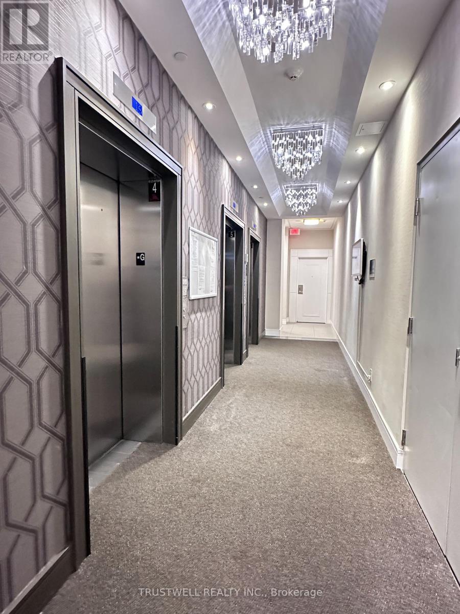 Property at 910 NE 910 - 9205 YONGE STREET NE image 3