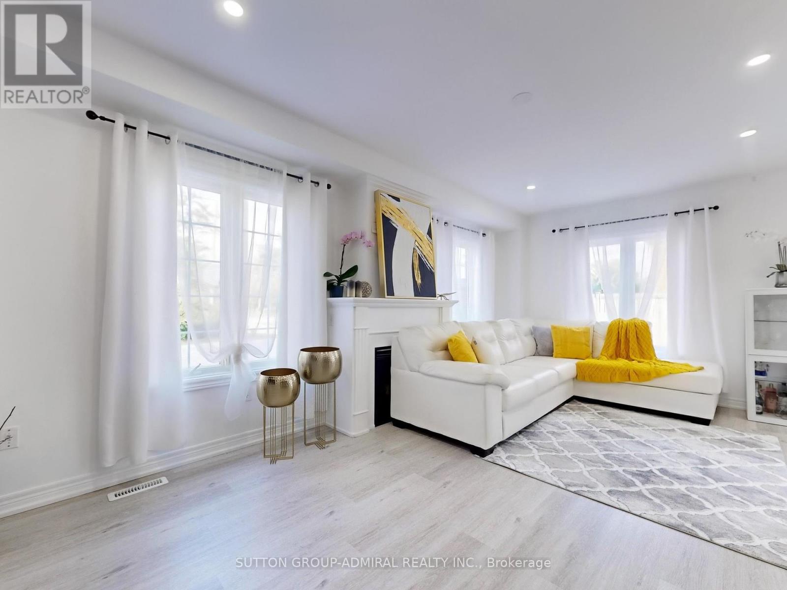 Property at 52 MARTINI DRIVE image 5