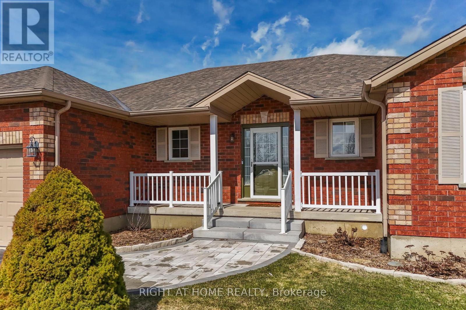 Property at 16 O'NEILL CIRCLE image 3