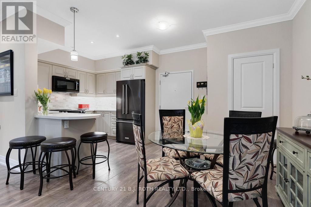 Property at 110 - 304 ESSA ROAD image 5