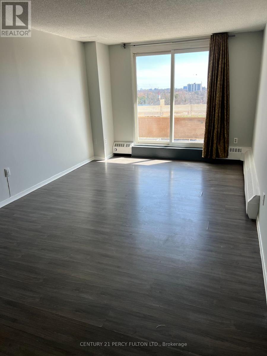 828 - 4645 Jane Street, Toronto, Ontario  M3N 2K9 - Photo 11 - W12264145