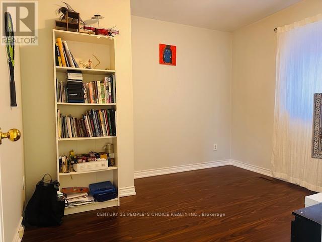 15 Lord Simcoe Drive, Brampton, Ontario  L6S 5G4 - Photo 16 - W12264149