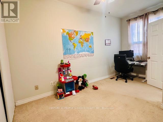 15 Lord Simcoe Drive, Brampton, Ontario  L6S 5G4 - Photo 17 - W12264149
