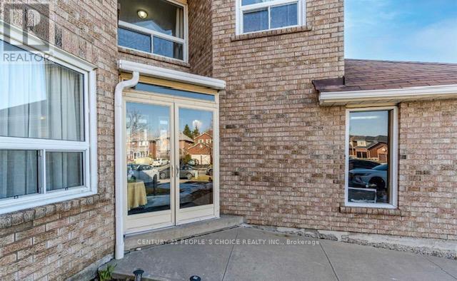 15 Lord Simcoe Drive, Brampton, Ontario  L6S 5G4 - Photo 31 - W12264149