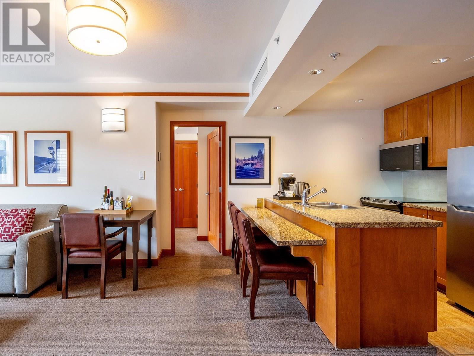 6613 4299 Blackcomb Way, Whistler, British Columbia  V8E 0X3 - Photo 6 - R3021877