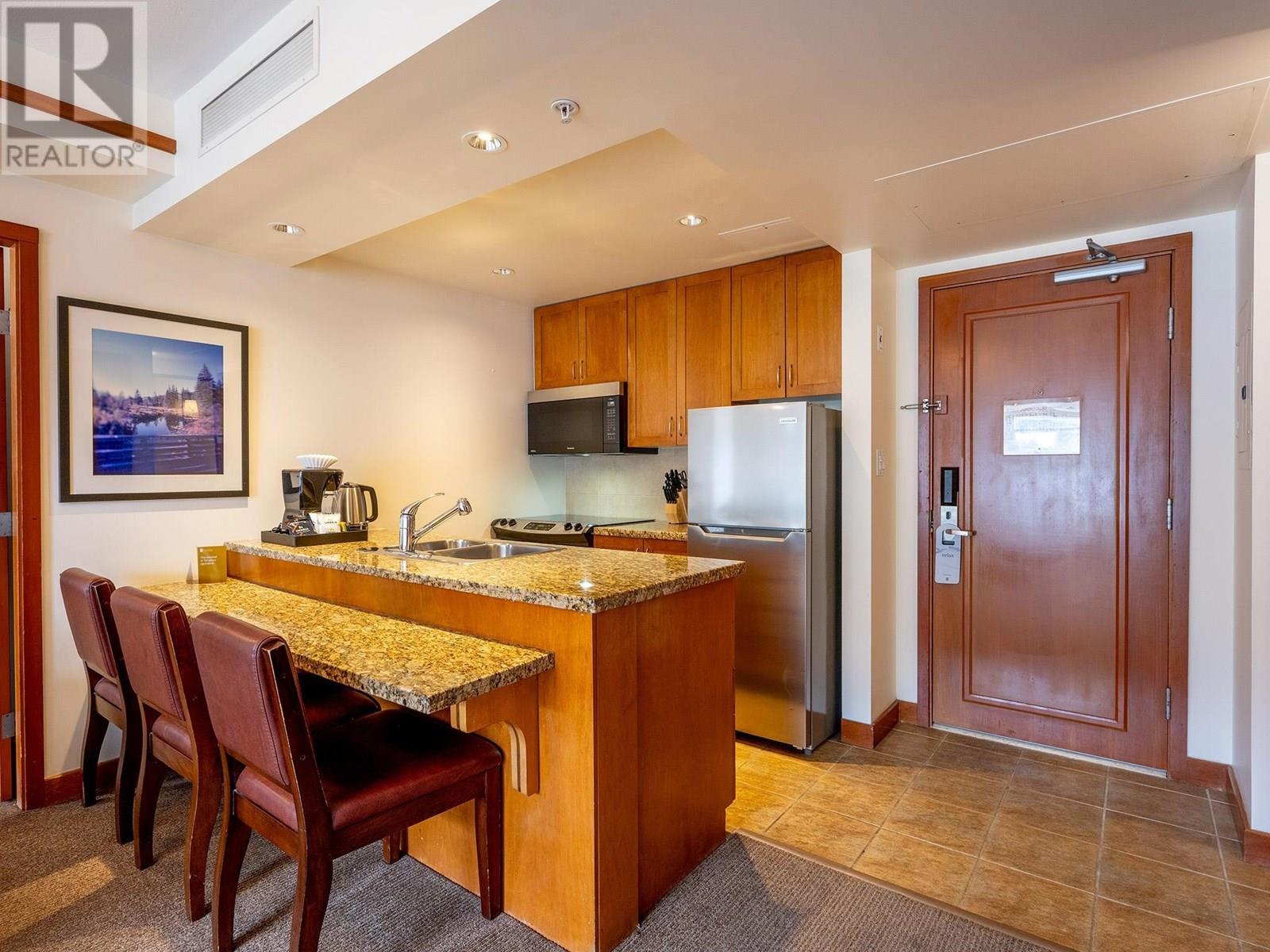 6613 4299 Blackcomb Way, Whistler, British Columbia  V8E 0X3 - Photo 10 - R3021877