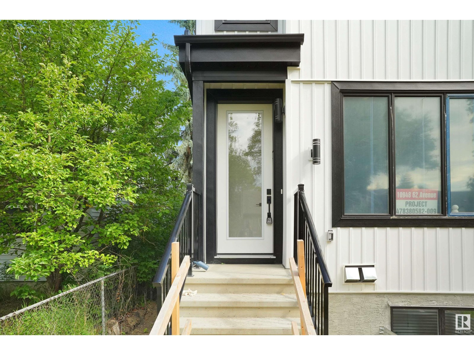 10948 62 Av Nw, Edmonton, Alberta  T6H 1N2 - Photo 2 - E4445981