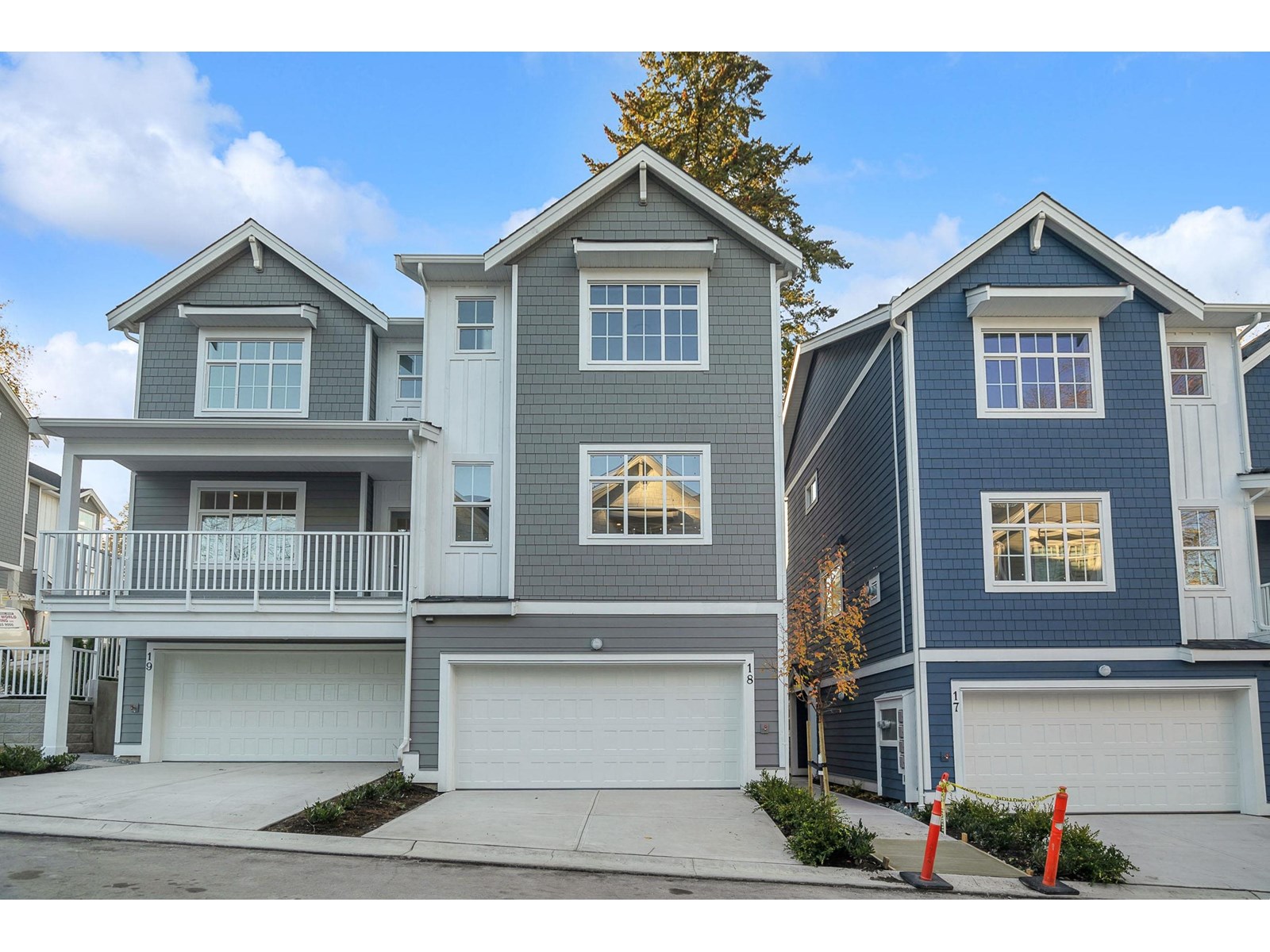 Property at 13 9762 182A STREET image 2