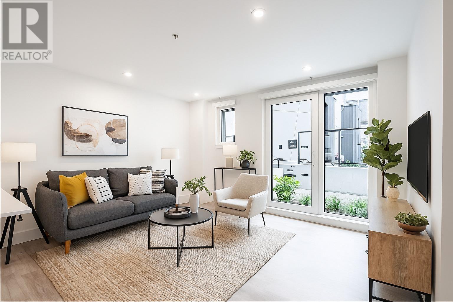 109 2085 E 1st Avenue, Vancouver, British Columbia  V5N 1B6 - Photo 2 - R3023175