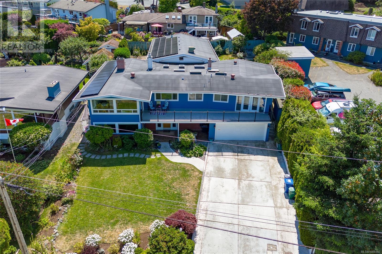 Property at 2513 Cosgrove Cres image 2