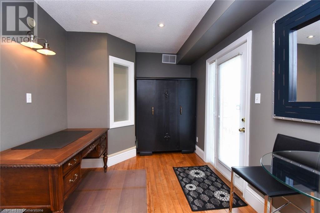 5 Cross Street, Dundas, Ontario  L9H 2R3 - Photo 41 - 40747225