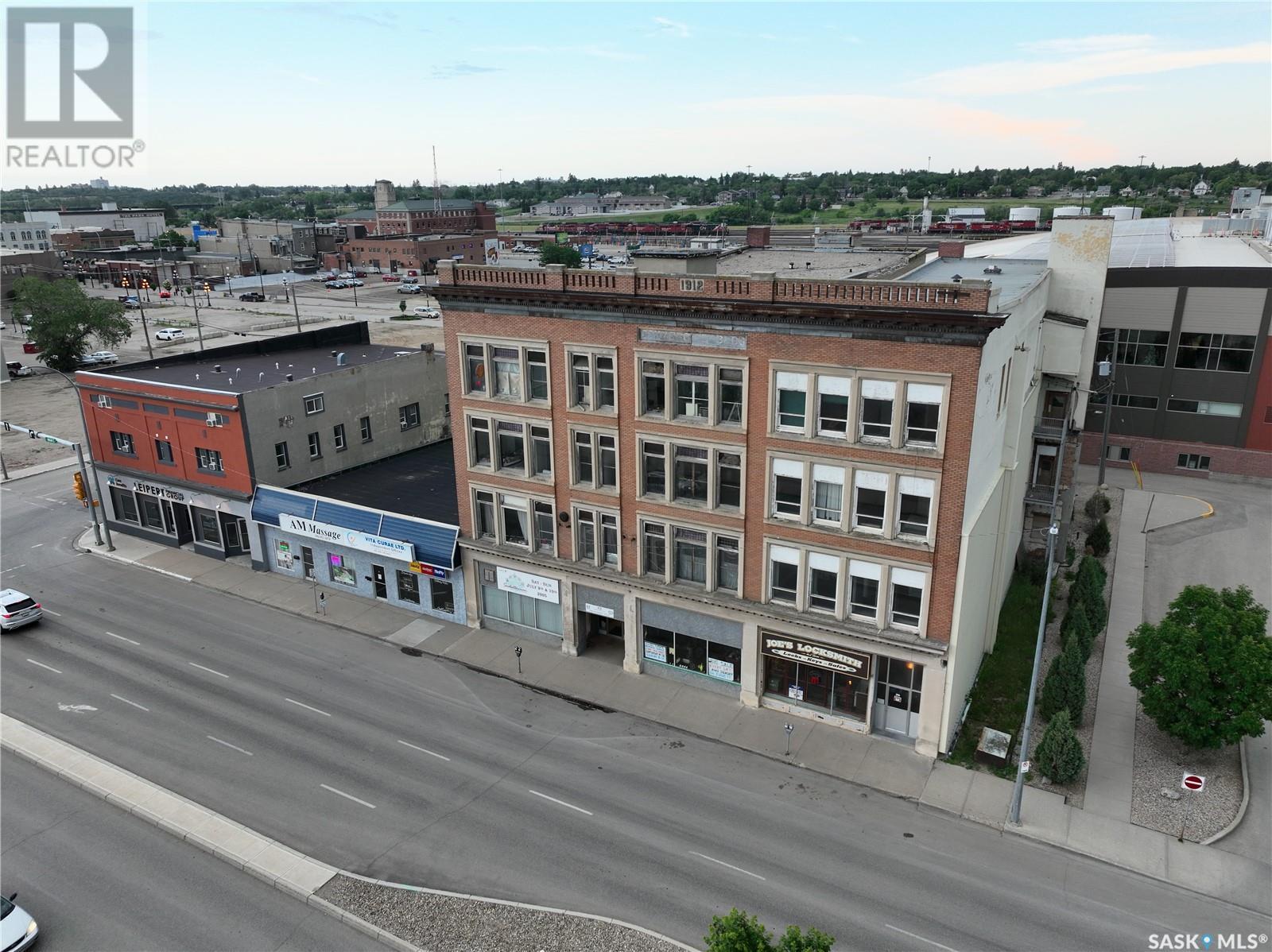 117-123 High Street W, Moose Jaw, Saskatchewan  S6H 1S5 - Photo 5 - SK011178