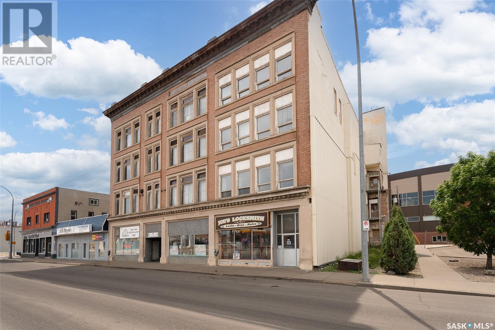117-123 High Street W, Moose Jaw, Saskatchewan  S6H 1S5 - Photo 7 - SK011178